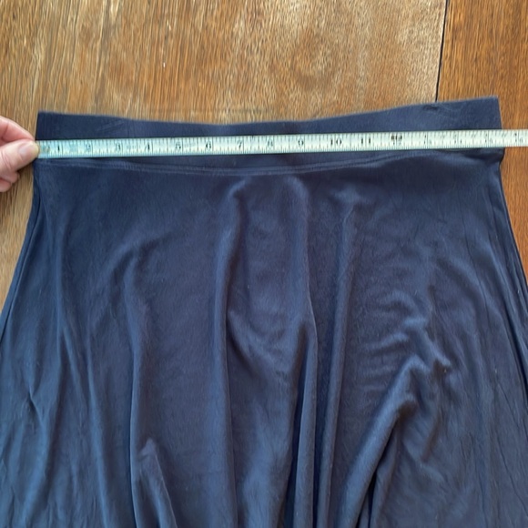 Black skater skirt mini GUC, soft fabric - Picture 4 of 7